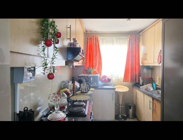 1 BEDROOM PROPERTY TO RENT IN LONGCROFT